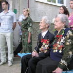 К 100-летнему юбилею Александра Клячына на доме, где он живет, сенненскія коммунисты установили памятную доску